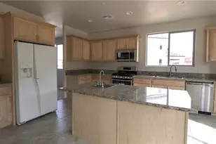 56925 Hidden Gold Ct, Yucca Valley, CA 92284 - Photo 13