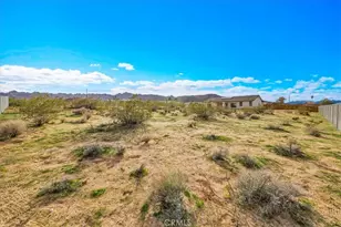 6829 Indian Cove, 29 Palms MCB, CA 92277 - Photo 43