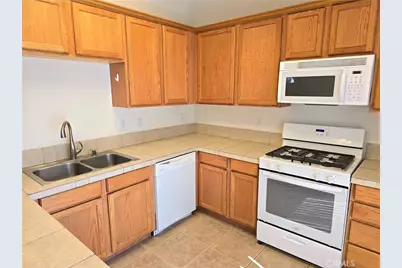 6543 Ivanpah, 29 Palms MCB, CA 92277 - Photo 5