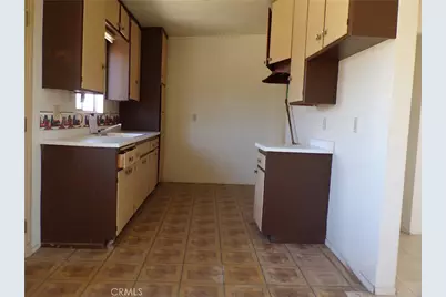 6810 Maude Adams, 29 Palms MCB, CA 92277 - Photo 3