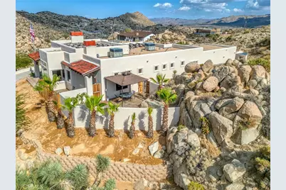 57045 Plaza Del Amigo, Yucca Valley, CA 92284 - Photo 9