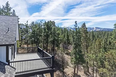 445 Woodcreek, Big Bear City, CA 92314 - Photo 9