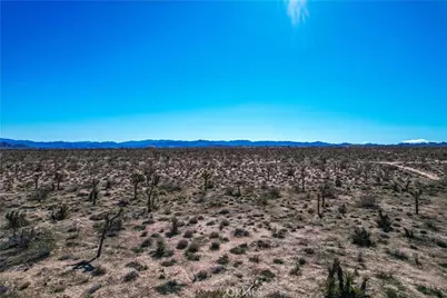 777 La Brisa Road, Yucca Valley, CA 92284 - Photo 17