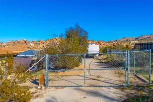 6875 Mt Shasta Ave, Joshua Tree, CA 92252 - Photo 69