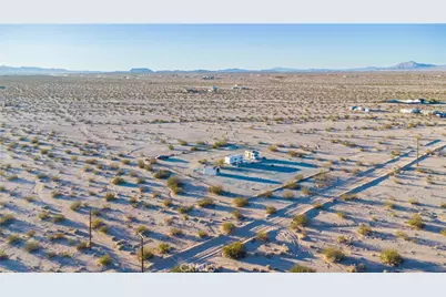 1188 Mile Square, Joshua Tree, CA 92252 - Photo 5