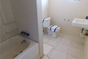 7491 Sherman Hoyt, 29 Palms MCB, CA 92277 - Photo 11