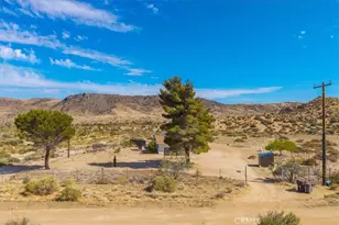 52733 Oak Dr, Pioneertown, CA 92268 - Photo 41