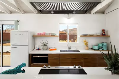 7566 Shawnee, Yucca Valley, CA 92284 - Photo 13