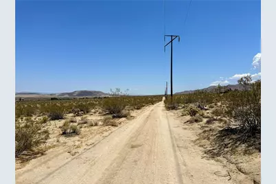 64100 Sullivan Road, Joshua Tree, CA 92252 - Photo 9