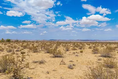 6127 Two Mile Road, Joshua Tree, CA 92252 - Photo 17