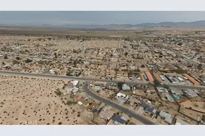 73402 Yucca, 29 Palms MCB, CA 92277 - Photo 5
