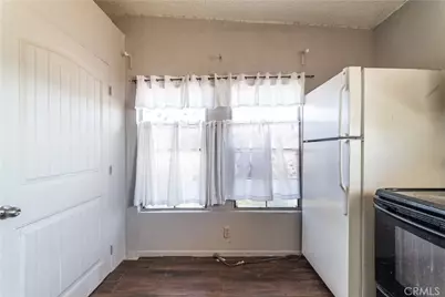 56617 Massachusets, Landers, CA 92285 - Photo 7