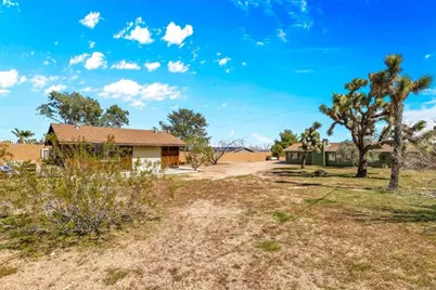 4808 Camarilla Avenue, Yucca Valley, CA 92284 - Photo 35