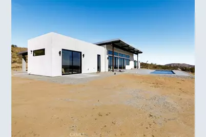 621 N Sage Avenue, Yucca Valley, CA 92284 - Photo 3