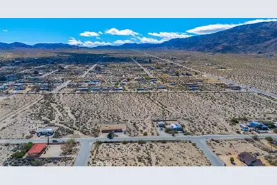 74552 Foothill Drive, 29 Palms MCB, CA 92277 - Photo 9