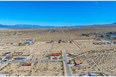 74552 Foothill Drive, 29 Palms MCB, CA 92277 - Photo 7