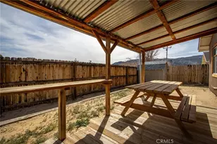 6185 Chia, 29 Palms MCB, CA 92277 - Photo 23