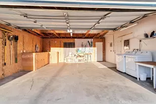 4661 Avenida La Manana, Joshua Tree, CA 92252 - Photo 21