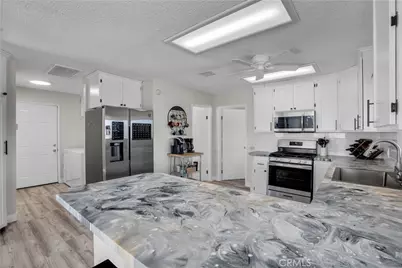 57920 Buena Vista Drive, Yucca Valley, CA 92284 - Photo 11