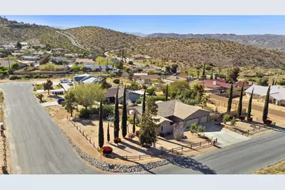 8148 Emerson Avenue, Yucca Valley, CA 92284 - Photo 63