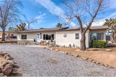 7432 Dumosa, Yucca Valley, CA 92284 - Photo 3