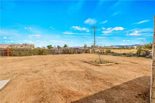 58331 Caliente St, Yucca Valley, CA 92284 - Photo 43