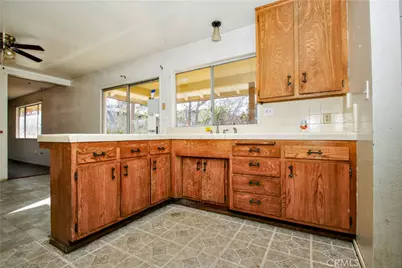 7380 Dumosa, Yucca Valley, CA 92284 - Photo 7