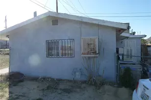 58810 29 Palms Hwy, Yucca Valley, CA 92284 - Photo 3