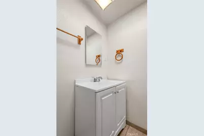 9438 Navajo, Morongo Valley, CA 92256 - Photo 19