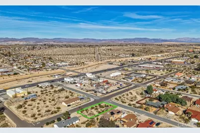 71963 Cactus Drive, 29 Palms MCB, CA 92277 - Photo 9