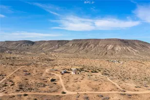 1111 Saratoga, Pioneertown, CA 92268 - Photo 27