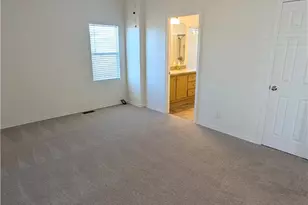 7501 Palm Unit 77, Yucca Valley, CA 92284 - Photo 11