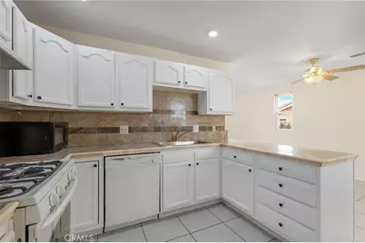 7086 Sheridan, 29 Palms MCB, CA 92277 - Photo 7