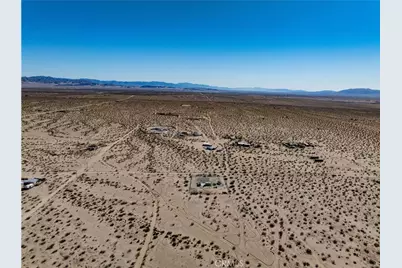 1188 Mile Square, Joshua Tree, CA 92252 - Photo 15