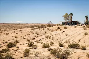 69155 Sunny Sands Dr, 29 Palms MCB, CA 92277 - Photo 7