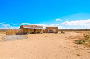 1335 Fortuna Ave, Landers, CA 92285 - Photo 3