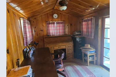 8996 Navajo Trail, Morongo Valley, CA 92256 - Photo 25