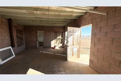 56172 Cone Boulevard, Landers, CA 92285 - Photo 9