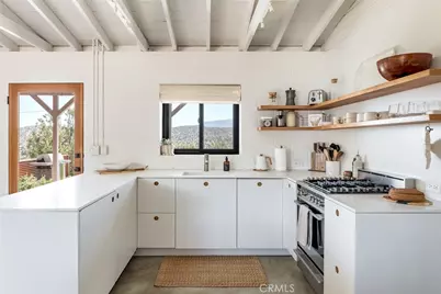 48575 W Paradise, Morongo Valley, CA 92256 - Photo 11