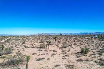 3161 Warren Vista Avenue, Yucca Valley, CA 92284 - Photo 5