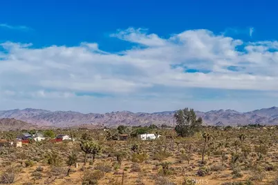 3161 Warren Vista Avenue, Yucca Valley, CA 92284 - Photo 13
