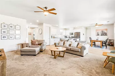 8668 Monument View Dr, Yucca Valley, CA 92284 - Photo 15