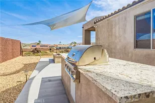 8668 Monument Vw Dr, Yucca Valley, CA 92284 - Photo 9