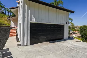 22951 Lassen Dr, Canyon Lake, CA 92587 - Photo 3