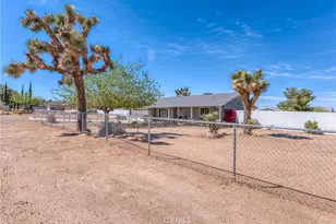 58780 Buena Vista, Yucca Valley, CA 92284 - Photo 5