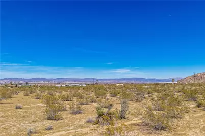 7054 Canyon Road, 29 Palms MCB, CA 92277 - Photo 15