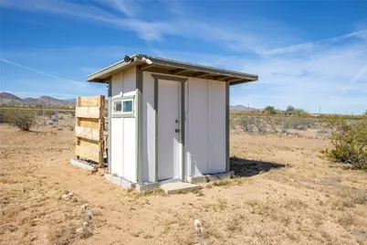 2128 N Sage Avenue, Landers, CA 92285 - Photo 27