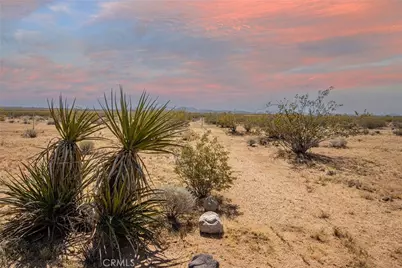 2128 N Sage Avenue, Landers, CA 92285 - Photo 11