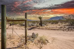 2128 N Sage Ave, Landers, CA 92285 - Photo 9