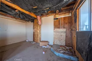 67722 Pole Line Rd, 29 Palms MCB, CA 92277 - Photo 9